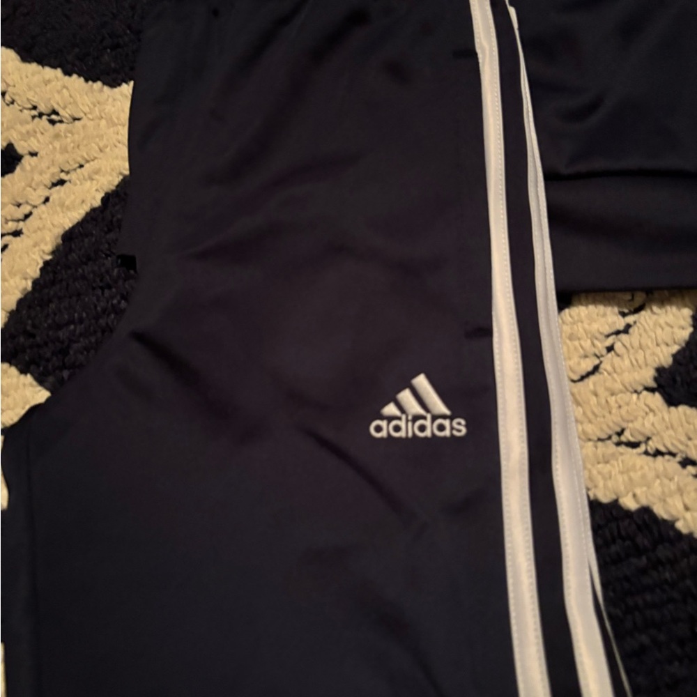 Adidas track suit - Picture 2 of 4